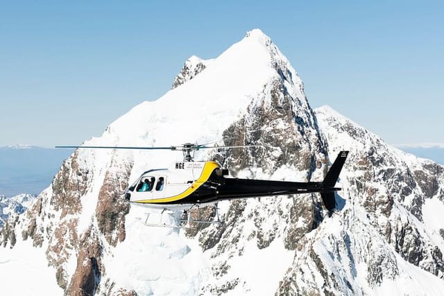 Helicopter next to Mount Cook